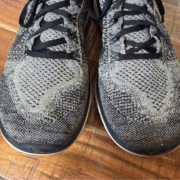 Nike Free Run Flyknit, Womens 12 - Picture 3 of 8